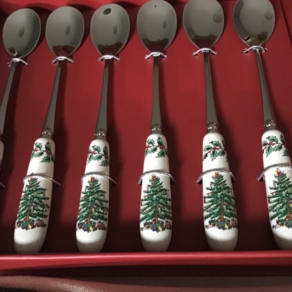 Spode Christmas Tree Tea Spoons - Picture 2 of 2